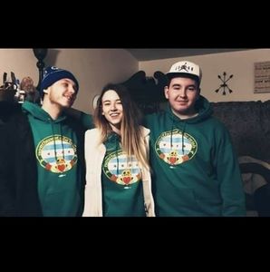 Meet your Posher, Tom